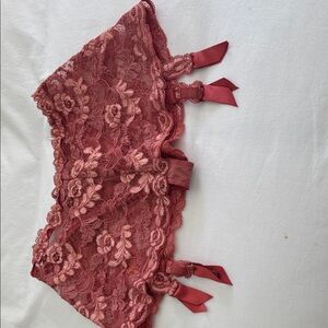 La Perla pants with garters and back zipper. Size 2